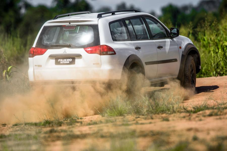  Mitsubishi Pajero Dakar OutDoor 2016 года  (фото 29 из 30)